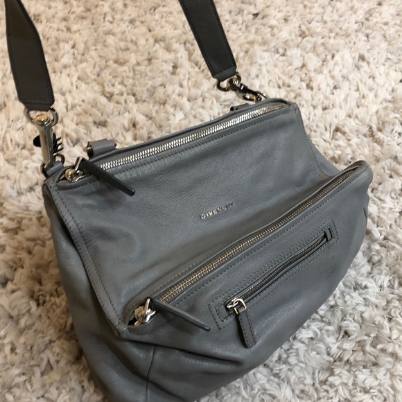 Givenchy medium pandora messenger bag - Picture 2 of 4
